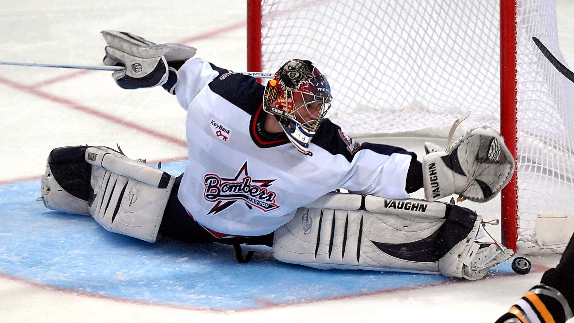 kaiyun官方网站-退役球员转型教练助力基层篮球人才培养和普及推广，篮球运动员退役后的安置